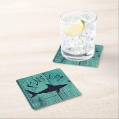 Vindt grote witte haai blauw hout kartonnen onderzetters (Insitu)