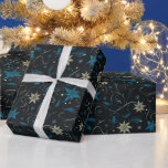 Vines Flowers Botanisch Sinaasappel Blue Christmas Cadeaupapier<br><div class="desc">Transformeer uw kerstcadeaus met de betoverende stijl van dit donkerblauwe kerstinpakpapier. De diepblauwe achtergrond biedt een prachtige basis voor een modern en speels patroon van wervelende wijnstokken, ingewikkelde sneeuwvlokken en weelderig groen. Groene en blauwe bloemen voegen een levendige toets toe, waardoor een harmonieus en elegant ontwerp ontstaat dat zowel feestelijk...</div>
