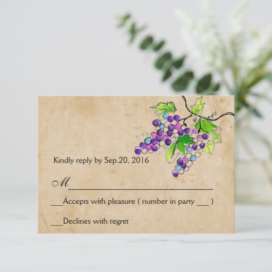 Vineyard Love Artistic Grapes Response RSVP Card Kaartje (Staand voorkant)