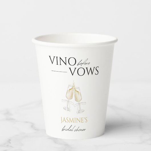 Vino voor Vows White Magnolia Vrijgezellenfeest Papieren Bekers (Voorkant)