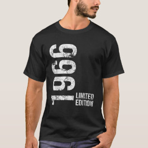 Vintage 60e gemaakt in 1966 Geboren in 1966 Bday-c T-shirt