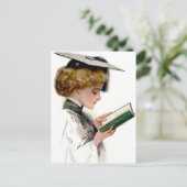 Vintage afgestudeerde vrouw aankondigingskaart (Staand voorkant)