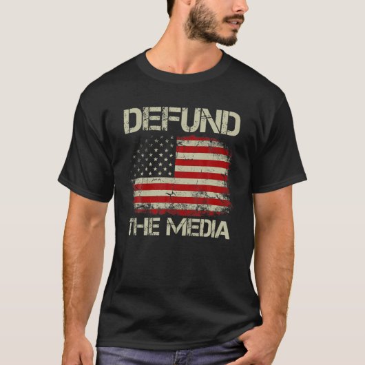 Vintage American Flag Defund The Media T-shirt (Voorkant)