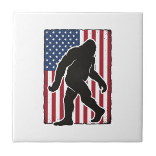 Vintage Amerikaanse Vlag Bigfoot Silhouette Vector Tegeltje