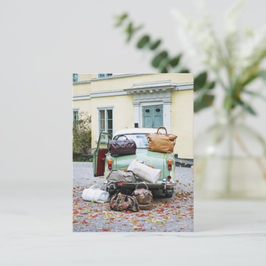 Vintage-auto met veel bagage briefkaart (Staand voorkant)