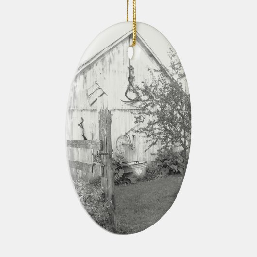 Vintage Barn Keramisch Ornament (Rechts)