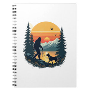 Vintage Bigfoot Wandelende Hond Berg Zonsondergang Notitieboek