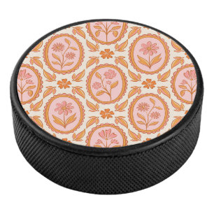 Vintage bloemencamee-patroon in roze en oranje hockey puck