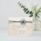 Vintage Blue Daisy Wedding RSVP Kaartje (Staand voorkant)