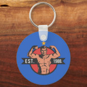 Vintage Bodybuilder EST 1988 Sleutelhanger (Voorkant)