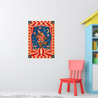 Vintage Circusbeer Evenwicht op Bal Whimsische Kun Poster