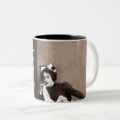 Vintage Comic Tryst-Briefkaart Tweekleurige Koffiemok (Voorkant rechts)