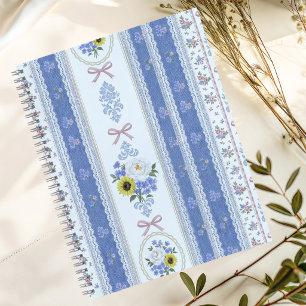 Vintage Cottagecore Bloemendessin Zachte Blauwe Ro Notitieboek