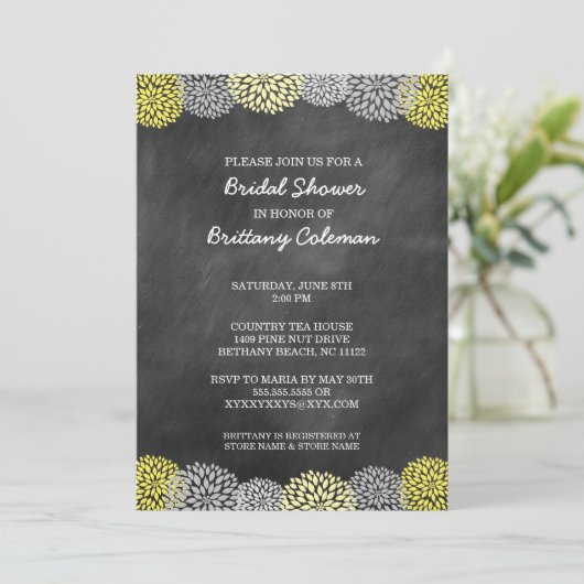 Vintage Dahlia Chalkboard Vrijgezellenfeest nodigt Kaart (Staand voorkant)