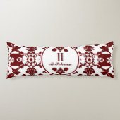 Vintage Damask Bourgondië Wit Monogram Lichaamskussen (Voorkant)