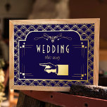 Vintage Deco Gatsby Wedding Collectie 1920 Folie Afdrukken<br><div class="desc">Viel in stijl met deze trendy echte folie drukte op het bord van de trouwrichting. Het ontwerp is gemakkelijk te personaliseren met je eigen formulering en je familie en vrienden zullen enthousiast zijn als ze dit geweldige trouwbord zien. Overeenkomende trouwartikelen zijn te vinden in het collectie.</div>