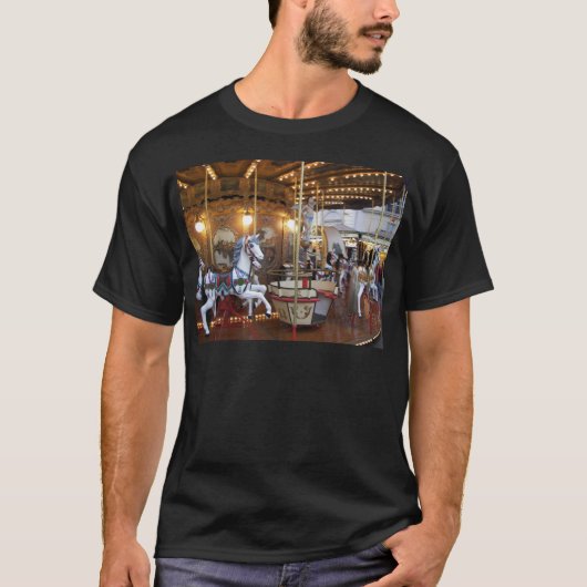 Vintage Fairground Carousel T-shirt (Voorkant)