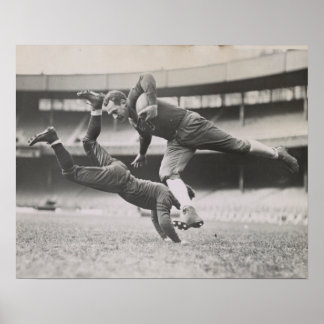 Vintage Football poster zwart-wit man grot