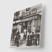 Vintage French cafe bar scene Vierkante Klok (Hoek)