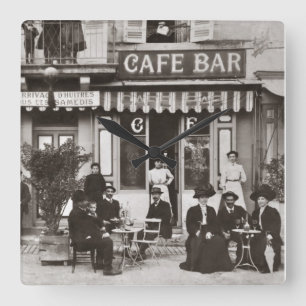 Vintage French cafe bar scene Vierkante Klok