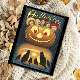 Vintage Halloween Kinderen die zich achter pompoen