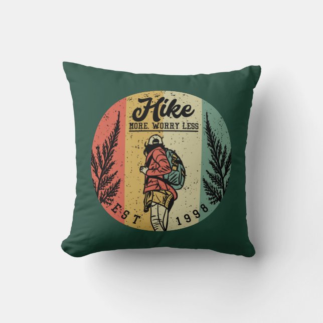 Vintage Hike Meer Worry Minder Dames  Kussen (Voorkant)