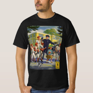 Vintage honkbalspelers en politie-oversteekbegelei t-shirt