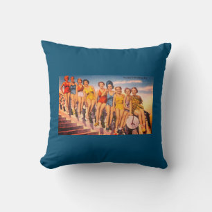 Vintage Keansburg, NJ Beach Scene - Jersey Shore Kussen