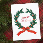 Vintage Kerstmis Berry Wreath Merry Kerstmis Feestdagenkaart<br><div class="desc">Een  illustratie van een kerstaige holly met alle garneersels met "pretkerst" in het midden. Ideaal voor kerstcadeaus en decor.</div>