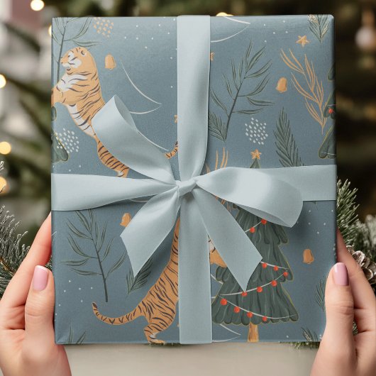 Vintage Kersttijger met Kerstboom Blauw Cadeaupapier