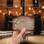 Vintage Lights Industrial Wedding QR RSVP-kaart RSVP Kaartje<br><div class="desc">Bieden RSVP met  edison-ophangende lichten die zijn gedecoreerd met botanische groen over een weersgebonden rustige achtergrond.</div>