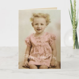 Vintage meisje in de roze kaart van de