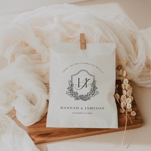Vintage Monogram | Bloemrijke Boho Bruiloft  Bedankzakje