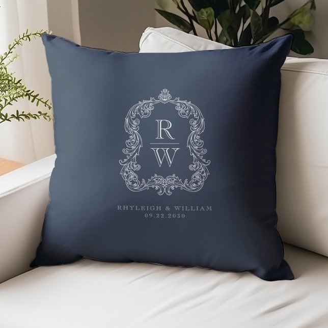 Vintage Monogram Crest Names Navy Blue Wedding Kussen (Creator heeft geüpload)