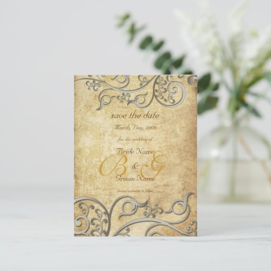 Vintage, monogram zilveren wervelingen/lila aankondigingskaart (Staand voorkant)