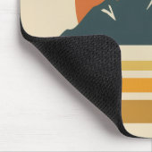 Vintage Mountain Mousepad – Retro Adventure Desk  Muismat (Hoek)
