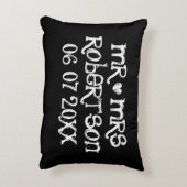 Vintage Mr. en Mrs. Black chalkboard accent kussen (Achterkant (Verticaal))