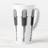 Vintage muziek, ouderwetse retro microfoon latte mok (Rechterhoek)