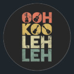 Vintage Ooh Koo Leh Leh Retro Guitar Hawaiian Uke Ronde Sticker<br><div class="desc">Ooh Koo Leh Leh Retro Guitar Hawaiian Uke Acoustic Gift. Perfect gift voor je vader,  moeder,  papa,  mannen,  vrouwen,  vriend en familieleden op de dag van de Thanksgiving,  kerstdag,  Moederdag,  vaderdag,  4 juli,  1776 Onafhankelijke dag,  Veteranendag,  Halloween Dag,  Patrick's Day</div>