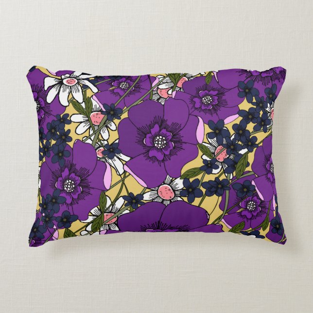 Vintage Paarse Wilde Bloemen Accent Kussen (Voorkant)