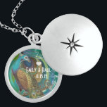 Vintage Peacock Jubileum Ketting<br><div class="desc">De Kettingen van de Weddenschap van het huwelijk van het huwelijk - om achtergrondkleur te veranderen - klik aanpassen - geef uit - kies laatste hulpmiddel in daling onderaan menu en kies van één van de getoonde kleuren of ga uw rgb hexcode voor uw kleur van de douanebruiloft in -...</div>
