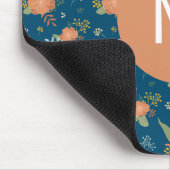 Vintage perzik en blauwe bloempatroon monogram muismat (Hoek)