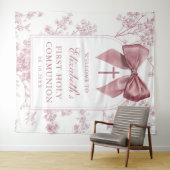 Vintage Pink Bow Holy Communion Photo Backdrop Wandkleed (In Situ (horizontaal))