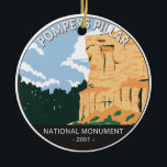 Vintage Pompeys Pillar National Monument Montana Keramisch Ornament<br><div class="desc">Ontwerp van vectorillustraties van Pompeys Pillar. Het is een van de kleinste nationale monumenten in de VS</div>