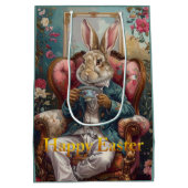 Vintage rabbit Drinking Tea Happy Easter Medium Cadeauzakje (Achterkant)