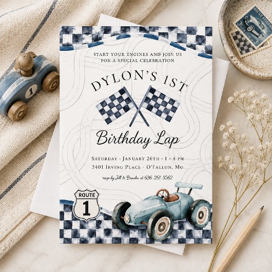 Vintage raceauto eerste verjaardag kaart