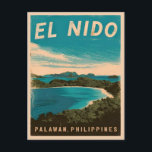 Vintage reizen El Nido Filippijnen Retro Schildera Briefkaart<br><div class="desc">Ervaar het tropische paradijs van El Nido,  Filipijnen met dit fascinerende,  op retro reizen geïnspireerde ontwerp. Dit ontwerp,  doordrenkt met nostalgische vibes en  charme,  legt de essentie van de tijdloze allure van El Nido vast in een retro-esthetiek die doet denken aan klassieke reisposters van weleer.</div>