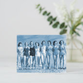 Vintage Retro Women Kitsch Surfing Beach Nuts Briefkaart (Staand voorkant)