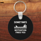 Vintage Sometimes Motivation Finds You Tee - Funny Sleutelhanger (Voorkant)