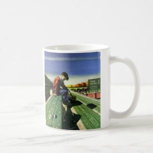 Vintage sport, treurige voetbalfan met megafoon koffiemok